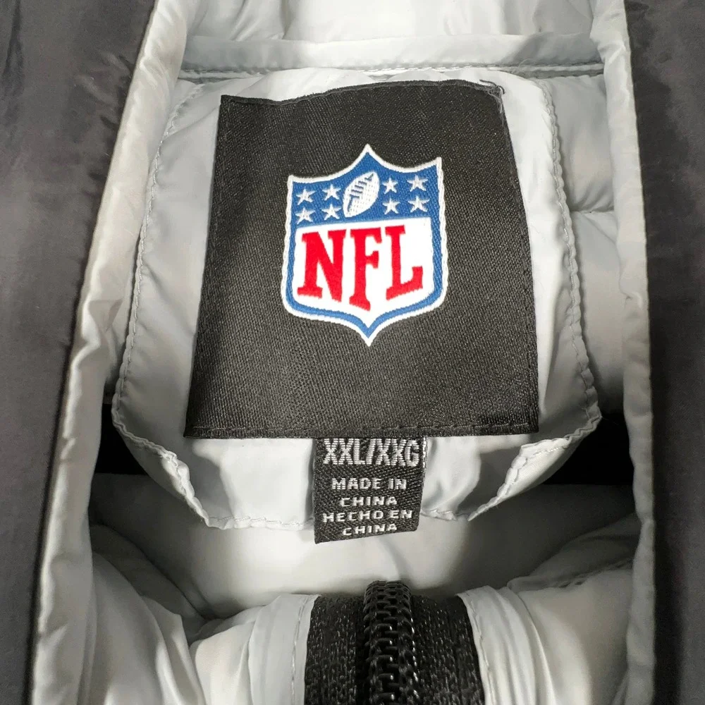 Las Vegas Raiders Puffer Vest Mens XXL (Fits as XL) Quilted Zip Team Apparel NEW